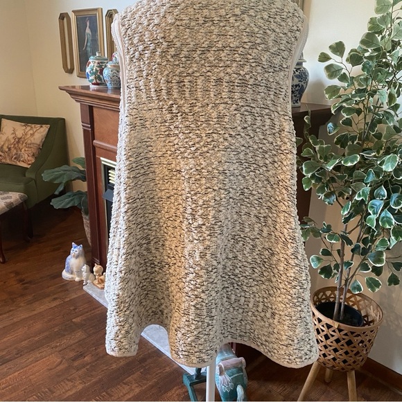 Altar’d State • Cream Bouclé Knit Open Front Vest Cardigan • Size Small - Picture 4 of 7